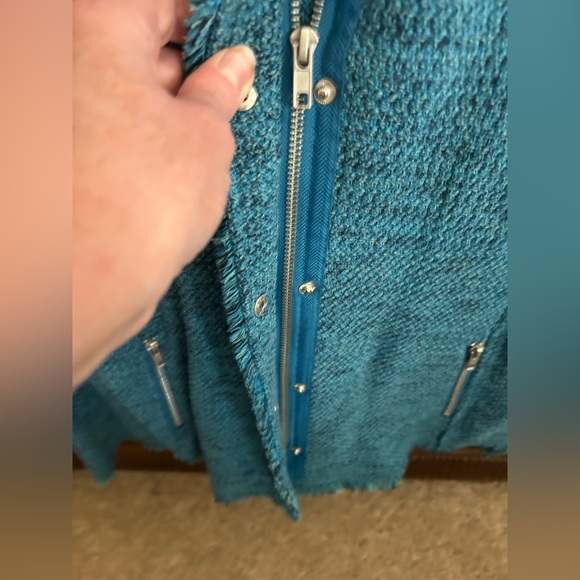 Worn Once NIC+ZOE Deserve It Fringe Detail Teal Bouclé Jacket - Picture 9 of 15